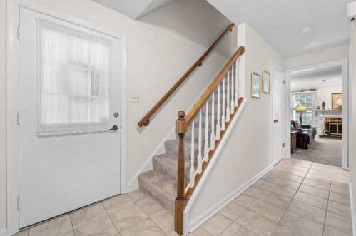 110 Roscommon Pl, Canonsburg, PA 15317-2446
