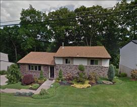 416 Clifton Ave, Glenshaw, PA 15116-2402