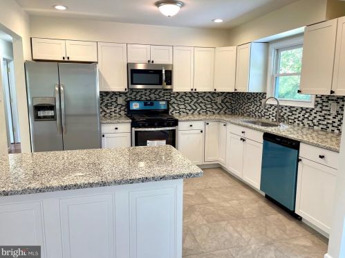 226 Juniper Ave, Browns Mills NJ  08015-2125 exterior
