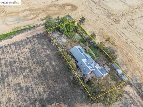1154 Grapevine Ln, Oakley, CA 94561-3869