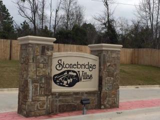 4000 Old Omen Rd, Tyler TX  75707-2150 exterior