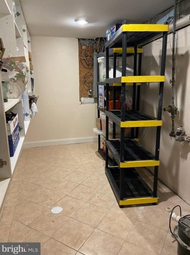 1331 Westminster Dr, Downingtown PA  19335-3652 exterior