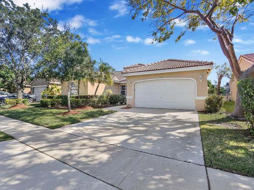 425 198 Ter, Hollywood FL exterior