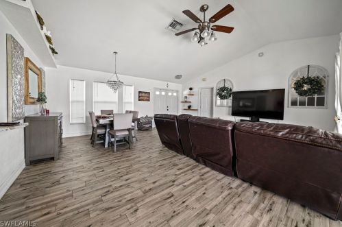 202 19th St, Cape Coral, FL 33990-0503