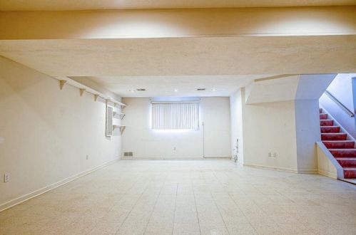 2028 Fortune Ct, Bridgeville PA  15017-3529 exterior