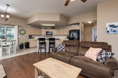1033 Windsor Way, Chico, CA 95926-3259
