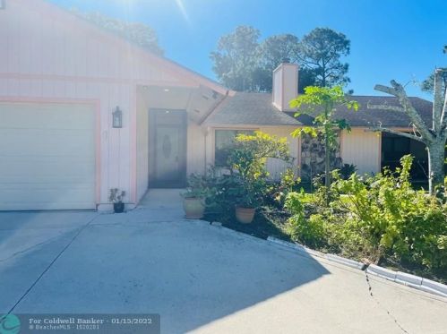12860 54th St, West Palm Beach, FL 33411-8527