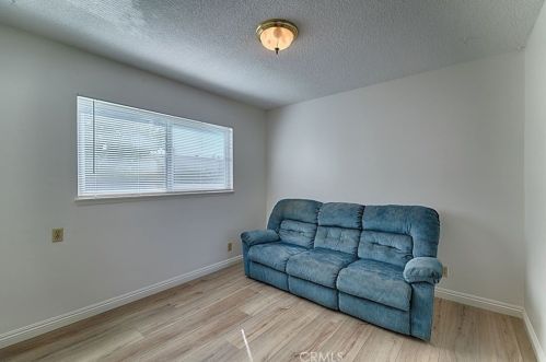 10422 Ponder St, Cypress CA  90630-4462 exterior