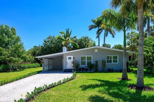 1315 Sandpiper St, Naples, FL 34102-0518