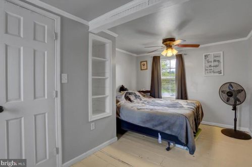 47 Cleversburg Rd, Lees Cross Roads PA  17257-9410 exterior