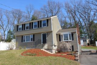 18 Macdonald Dr, Nashua, NH 03062-1854