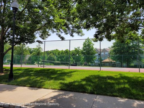 433 Mowat Cir, Trenton NJ  08690-3220 exterior