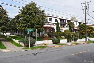 348 Olympic Pl, Seattle, WA 98119-3746