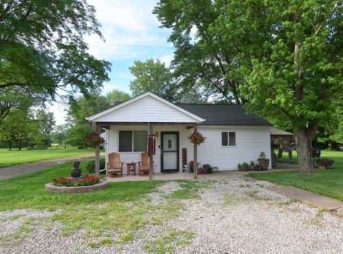 12964 Cleveland Rd, Pataskala, OH 43062-9345