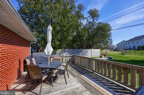 90 Stanley Ave, Landisville PA  17538-1023 exterior