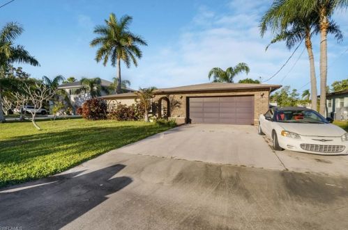 4919 Esplanade St, Bonita Springs, FL 34134-3987
