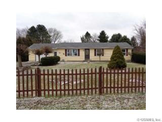 16752 Smith Dr, Kendall, NY 14476-9616