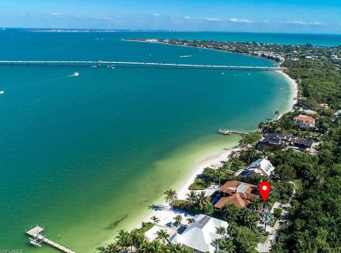 1077 Bird Ln, Sanibel, FL 33957-3505