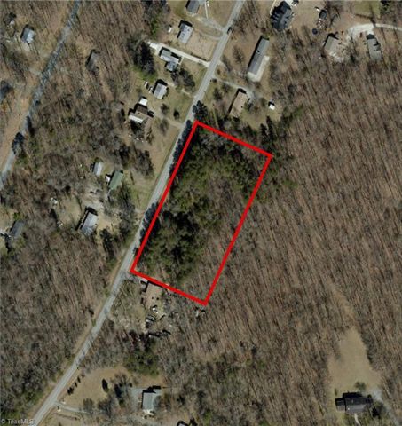 5509 Davis Mill Rd, Greensboro, NC 27406-8101