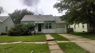 825 Harding St, Wichita KS  67208-3530 exterior