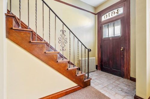 4610 Carroll St, Pittsburgh, PA 15224-1516