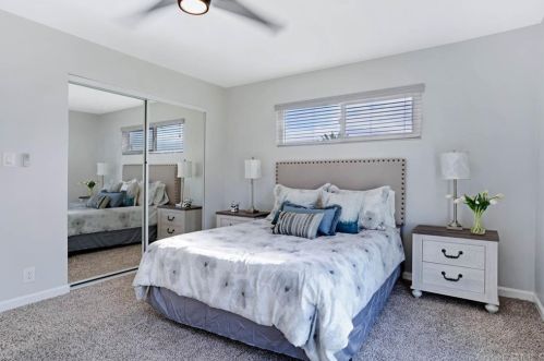 1176 Santa Fe Dr, Encinitas CA  92024-3954 exterior