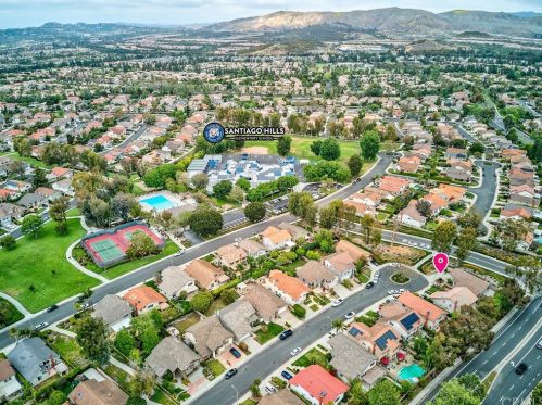 34 Christamon, Irvine CA 92620-1829 exterior