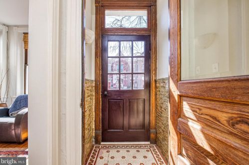 1457 Monroe St, Washington, DC 20017-2916