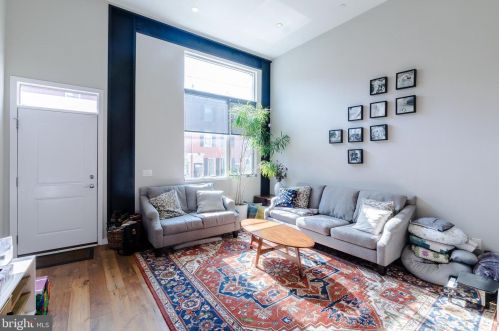 1427 Columbia Ave, Philadelphia PA  19125-2601 exterior