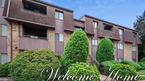 524 Woodmill Dr, East Windsor NJ  08512-2511 exterior