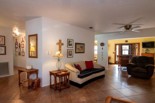 4291 Cherry St, Saint Petersburg FL  33703-5033 exterior