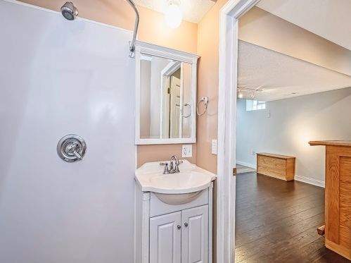 1640 Norman Dr, Sewickley PA  15143-8557 exterior