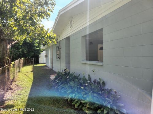 2552 Stratford Dr, Cocoa FL  32926-4318 exterior