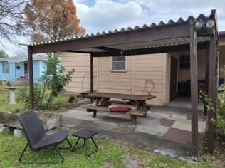 7500 Delafield Ln, Austin TX  78752-1311 exterior