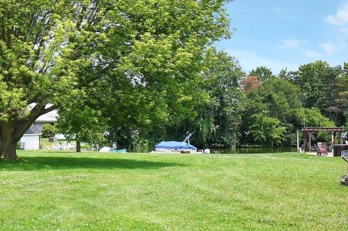 1884 Shoshone Dr, London OH  43140-9020 exterior