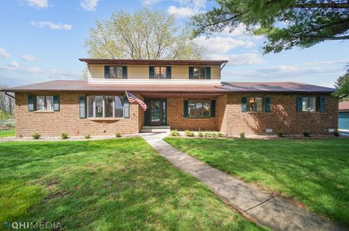 140 Wheatridge Rd, Valpo, IN 46385-6089