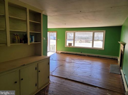 25 Chippewa Trl, Browns Mills NJ 08015-6458 exterior