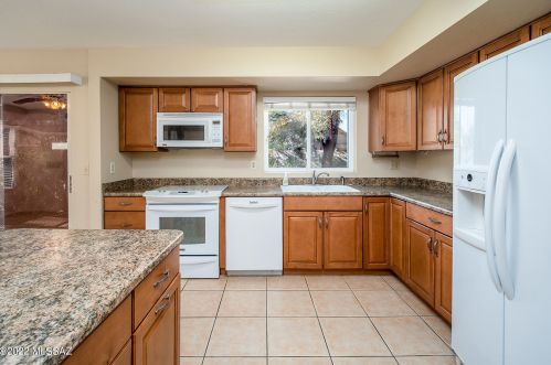 1521 Calle De Durazo, Tucson AZ 85715-5133 exterior