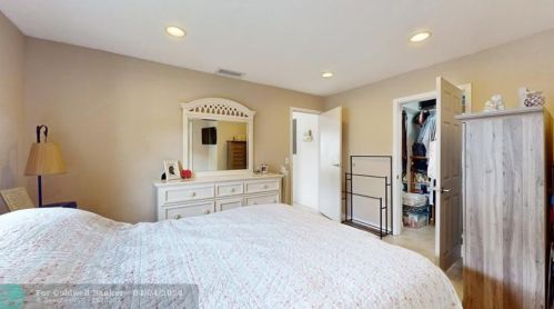 9015 10 St, Hollywood FL 33025-4520 exterior