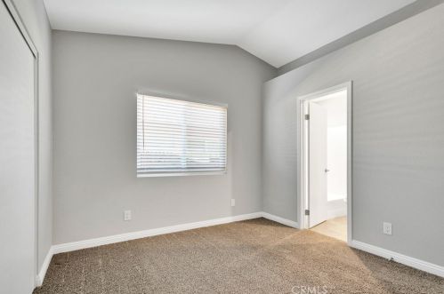 13689 Gemini St, Victorville CA  92392-9078 exterior