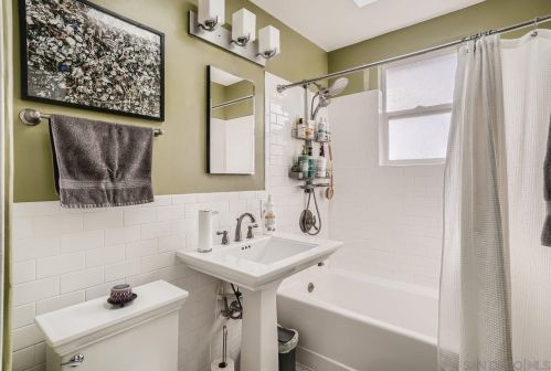 4566 Toni Ln, La Mesa CA  91942-5855 exterior