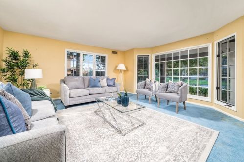 1022 Oak Canyon Ln, Glendora CA  91741-2256 exterior