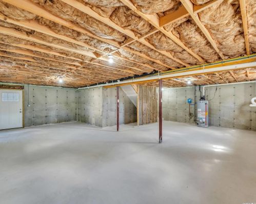 594 Canal Rd, Mount Sinai NY  11766-3307 exterior