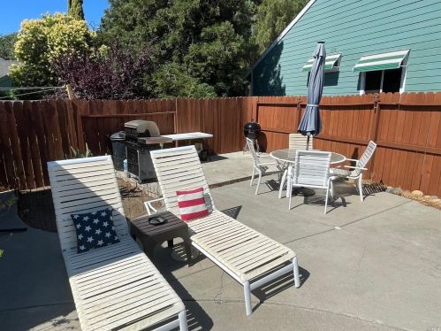 601 Princeton Ct, Vacaville CA  95687-6269 exterior