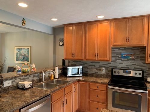 1804 Benson Blvd, Noblestown, PA 15071-1744