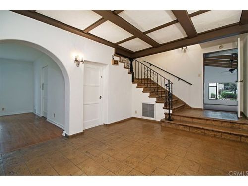 11838 Circle Dr, Whittier, CA 90601-2350