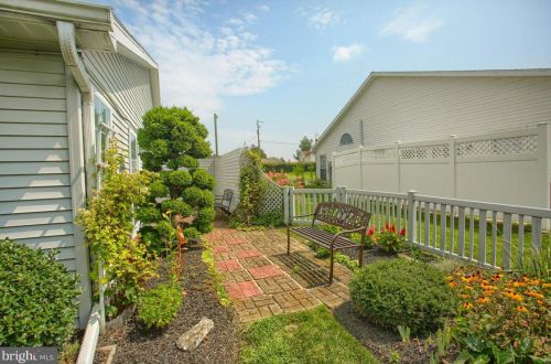 9 Pheasant St, Navy Sup Dpt PA  17050-3145 exterior