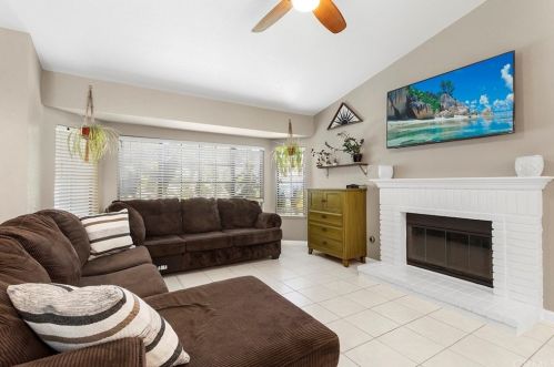 32415 Racquet Club Way, Lake Elsinore, CA 92530-0431