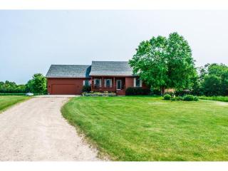 1075 210th St, Farmington, MN 55024-9716