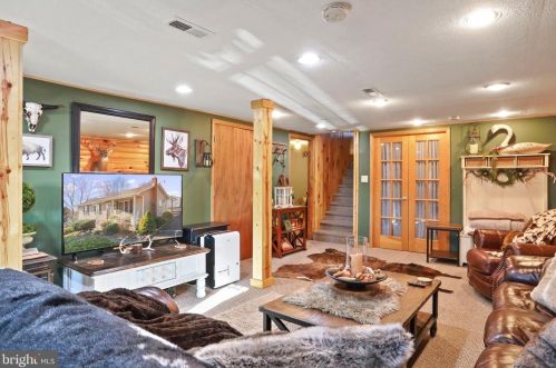 45 Ridge Loop Rd, Three Churches WV  26757-6377 exterior